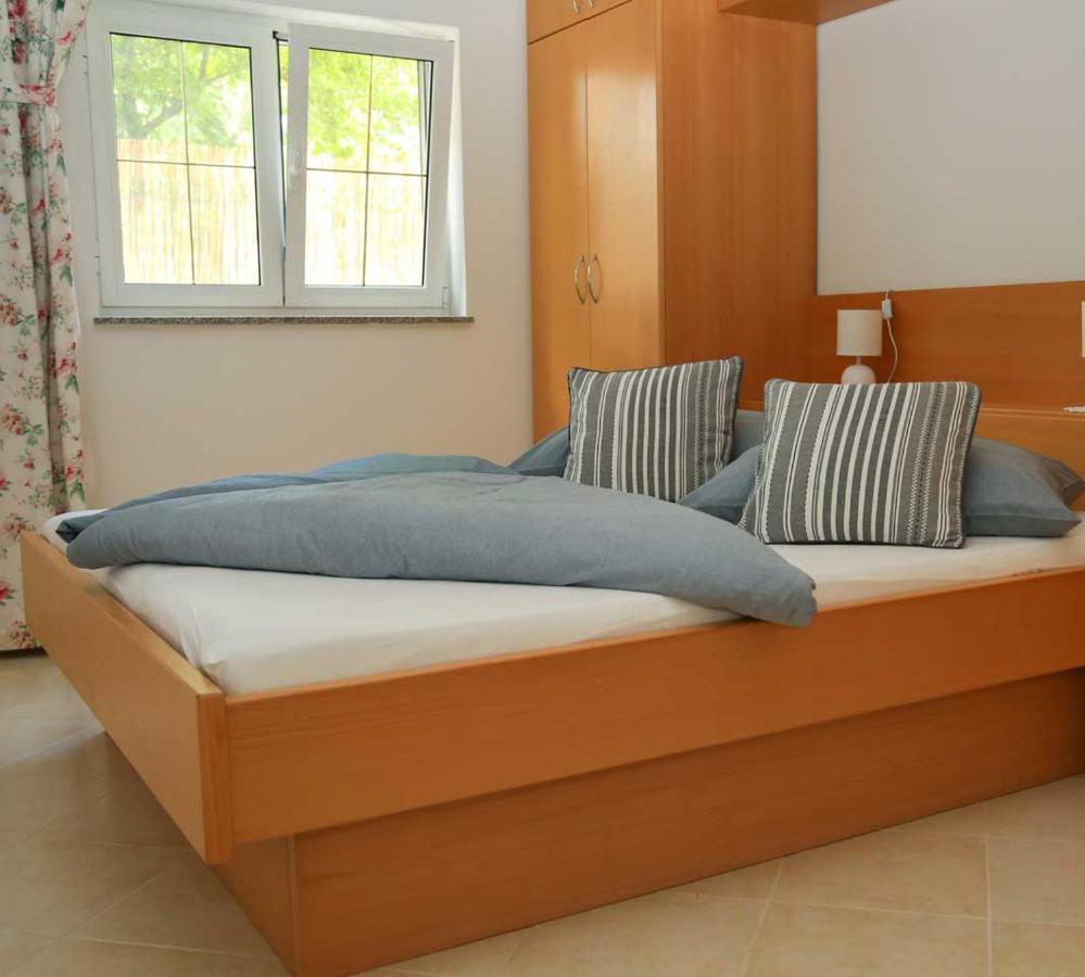 Adrian-Apartments-51511-Malinska-Otok-Krk Primorska 21 Exterior foto