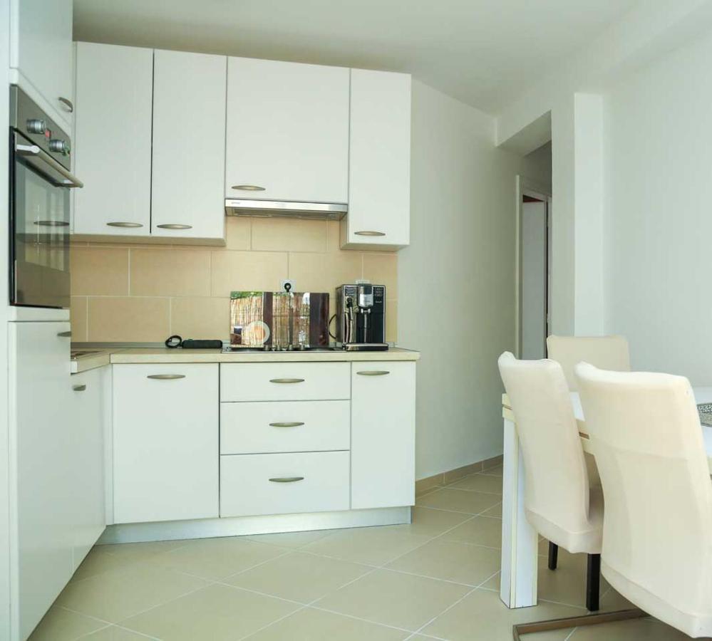 Adrian-Apartments-51511-Malinska-Otok-Krk Primorska 21 Exterior foto