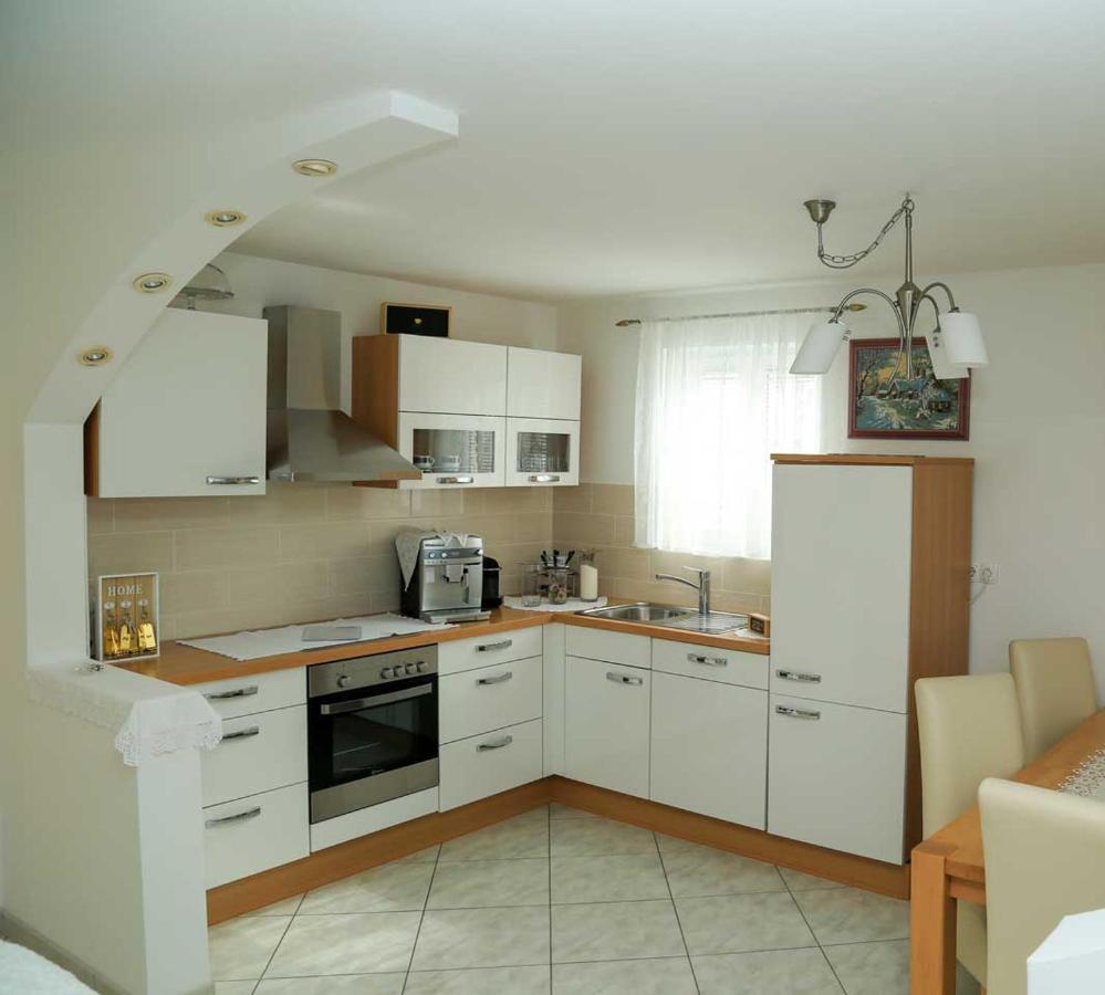 Adrian-Apartments-51511-Malinska-Otok-Krk Primorska 21 Exterior foto